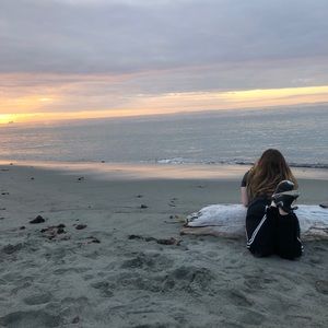 Meet your Posher, Evey